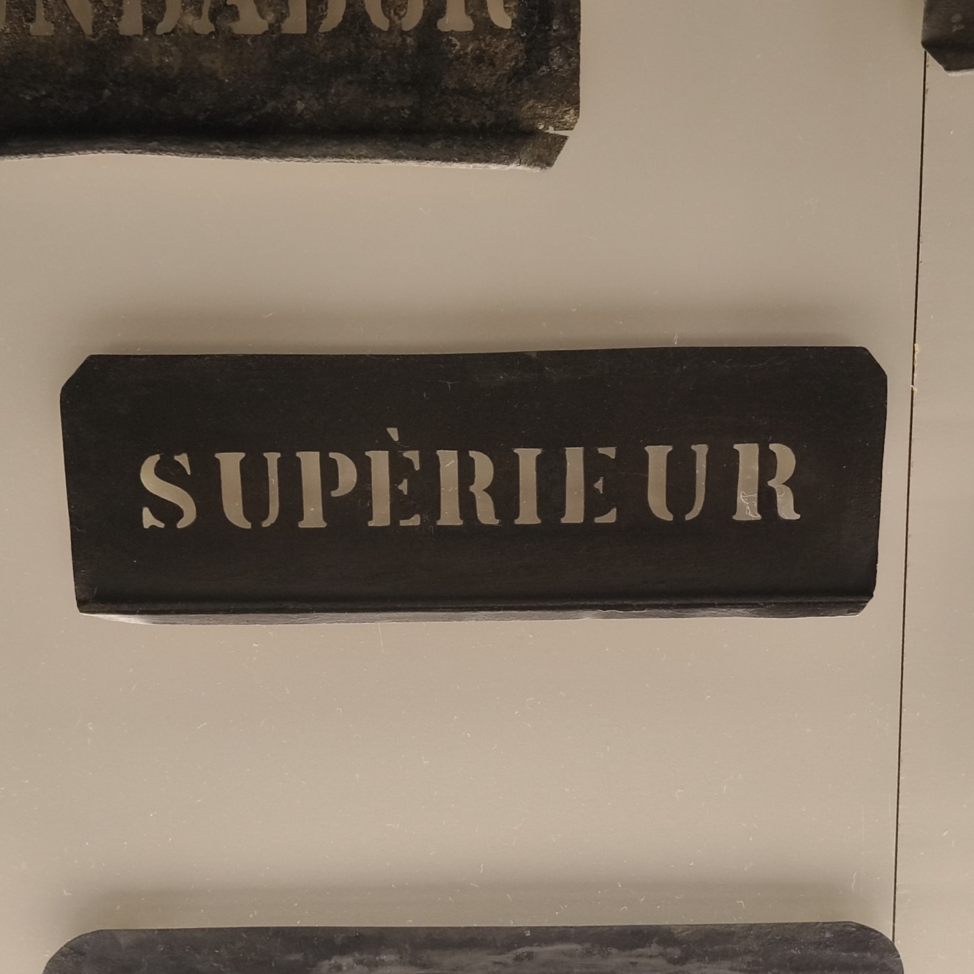 Máscara de Stencil “supèrieur” 2 Fevereiro Stencil superieur 1400x1400 1